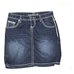 Jean skirt with designed pockets!